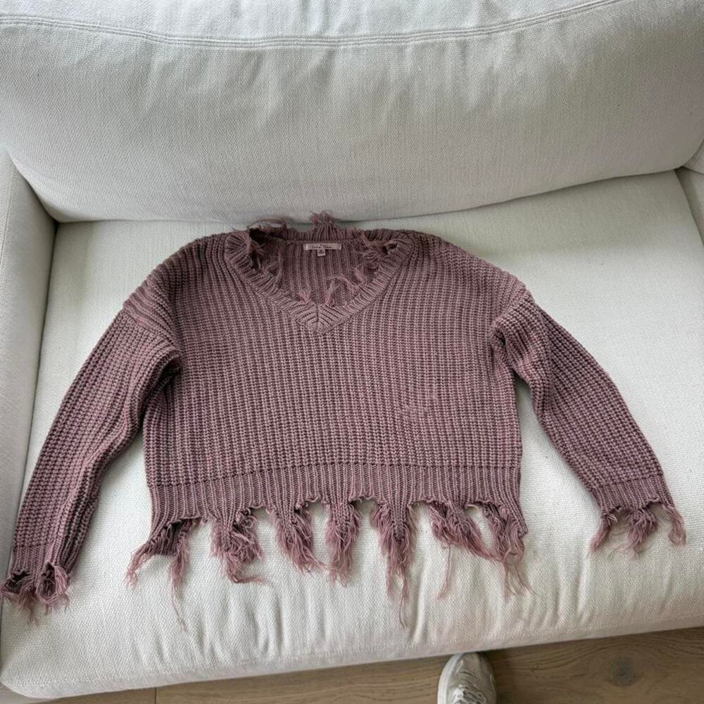 Love tree mauve distressed v neck sweater